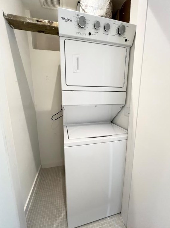 1411 Branard St, Houston TX 77006-4803 exterior