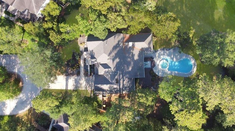 134 Lansdowne Cir, Spring TX  77382-2727 exterior