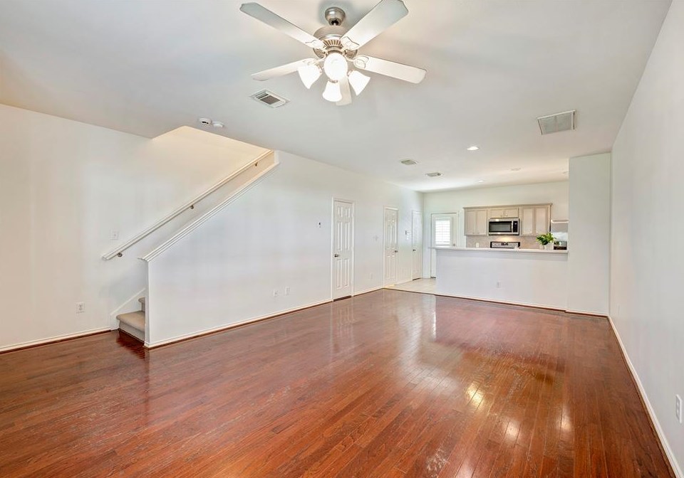 806 Hts Holw Ln, Houston TX  77007-7069 exterior