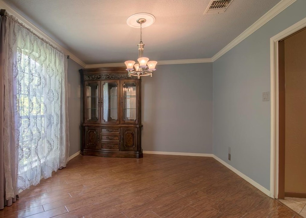 2470 Hodges Bend Cir, Sugar Land TX  77479-1301 exterior