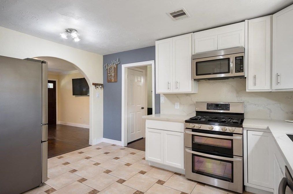 3806 Fern St, Pasadena TX 77503-1516 exterior