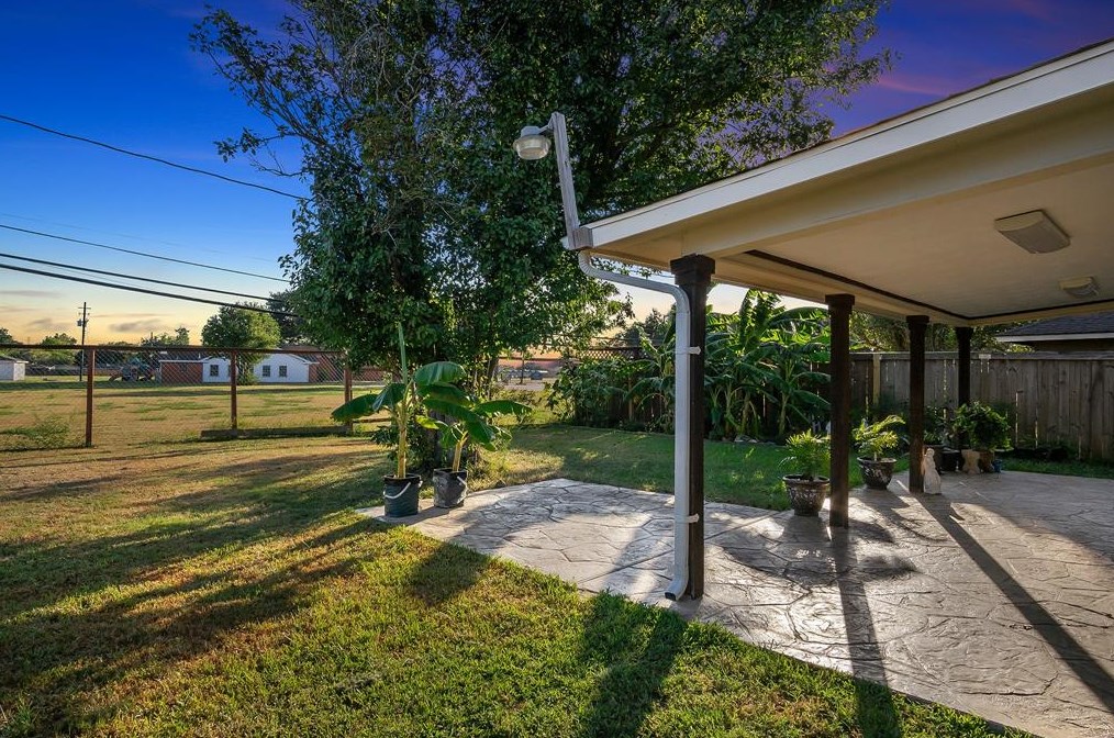 3806 Fern St, Pasadena TX 77503-1516 exterior