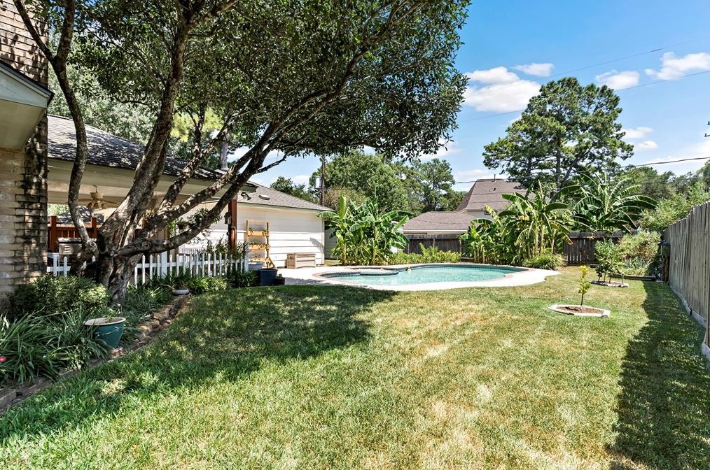 13007 Wincrest Ct, Cypress TX 77429-2085 exterior