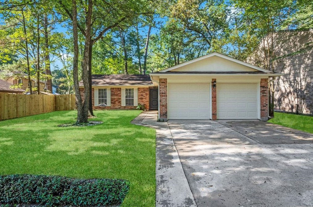 22 Woodstock Circle Dr, Spring TX  77381-2768 exterior