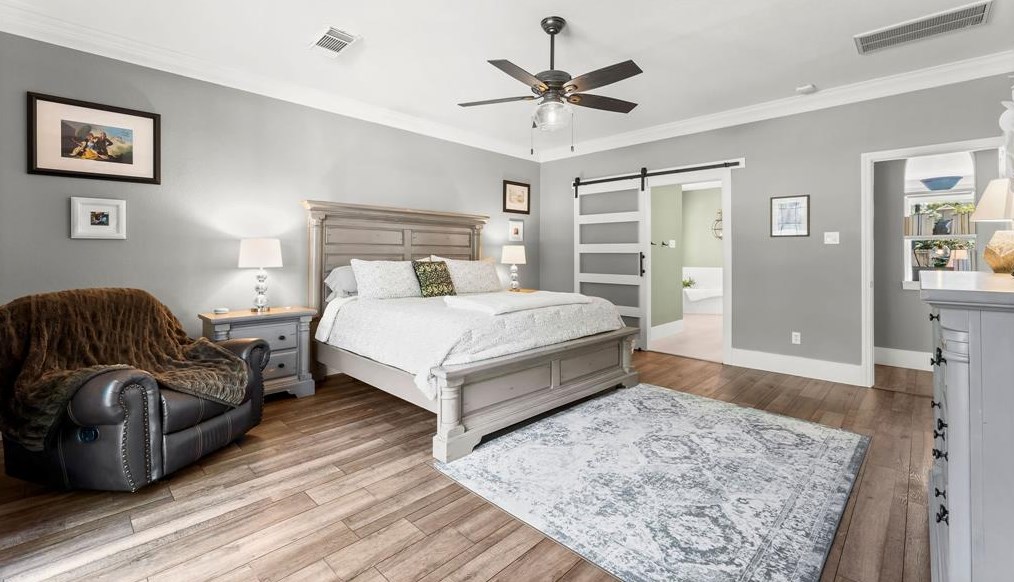 7 Broadweather Pl, Spring TX 77382-5004 exterior