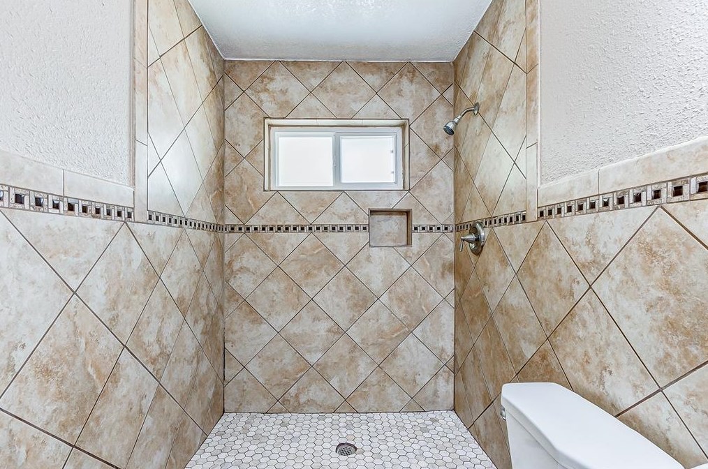 10537 Hinds St, Houston TX  77034-2926 exterior