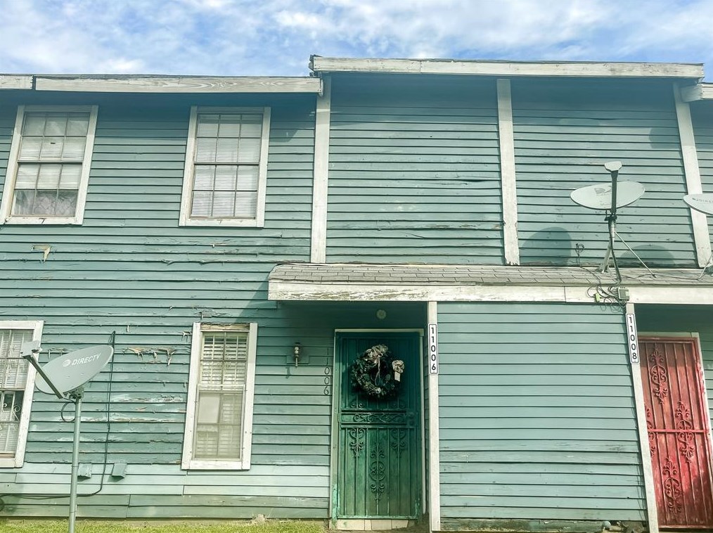 8323 Wilcrest Dr, Houston TX  18005-4304 exterior