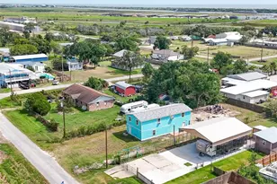 381 Center St, Matagorda, TX 77457 - Photo 11