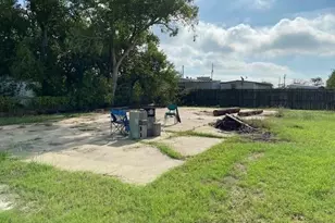 381 Center St, Matagorda, TX 77457 - Photo 41