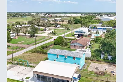 381 Center Street, Matagorda, TX 77457 - Photo 9