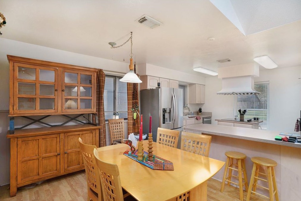 806 Redway Ln, Houston TX 77062-5415 exterior