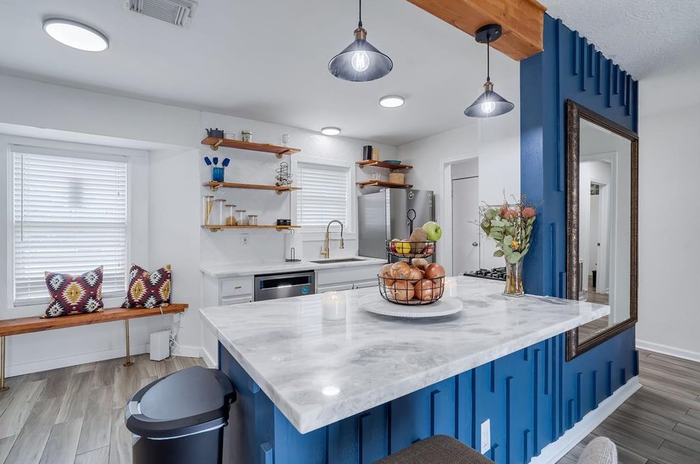 323 Everton St, Houston TX  77003-1808 exterior