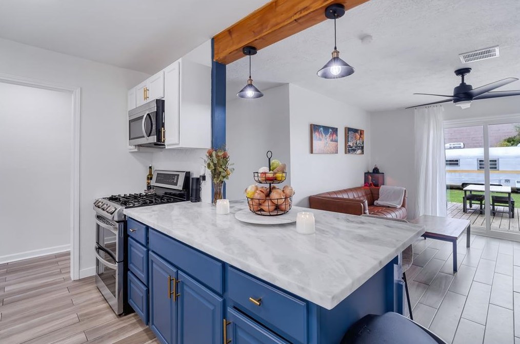 323 Everton St, Houston TX  77003-1808 exterior