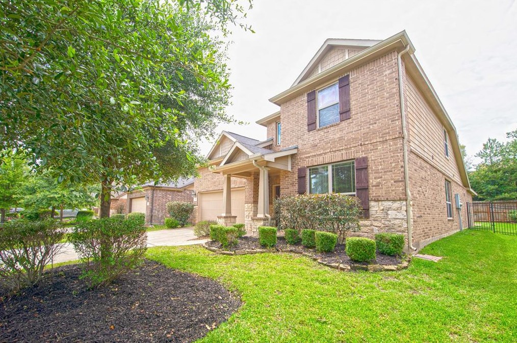 96 Sawbridge Cir, Spring TX  77389-5139 exterior