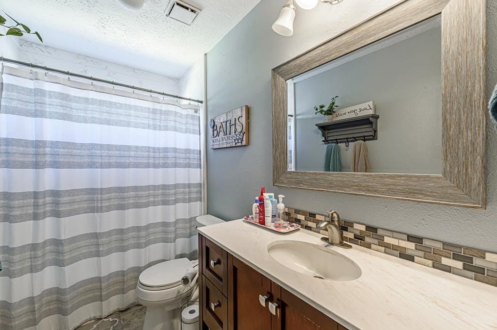 3427 Meadowlark Ln, Spring TX 77388-9330 exterior