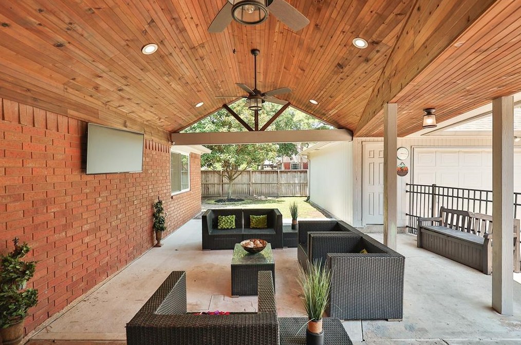 7407 Starbridge Dr, Houston TX  77095-2671 exterior