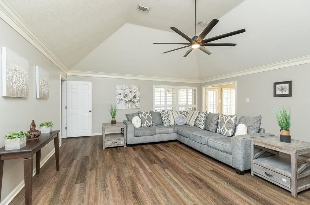 7407 Starbridge Dr, Houston TX  77095-2671 exterior