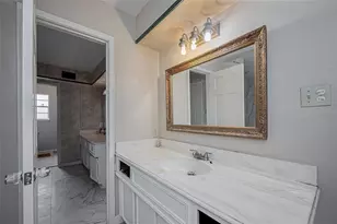 811 Loire Ln, Houston, TX 77090 - Photo 37