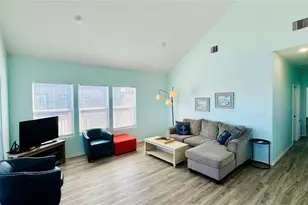 985 Gordon Dr, Gilchrist, TX 77617 - Photo 5