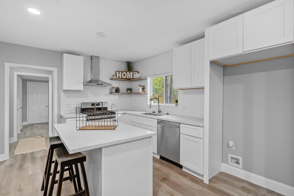 3417 Hadley St, Houston TX  77004-2116 exterior