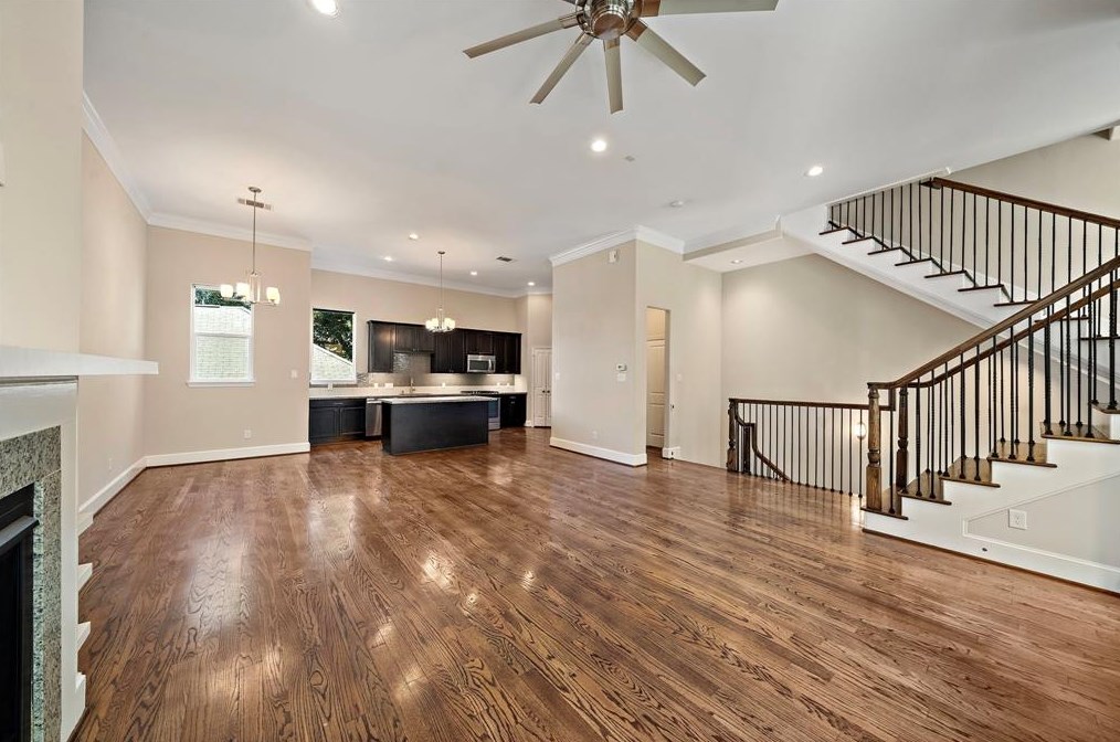 1617 Shearn St, Houston TX  77007-4048 exterior