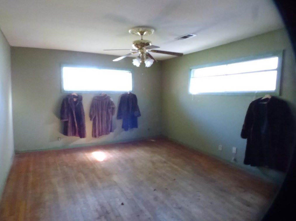 5431 Darnell St, Houston TX  77096-1122 exterior