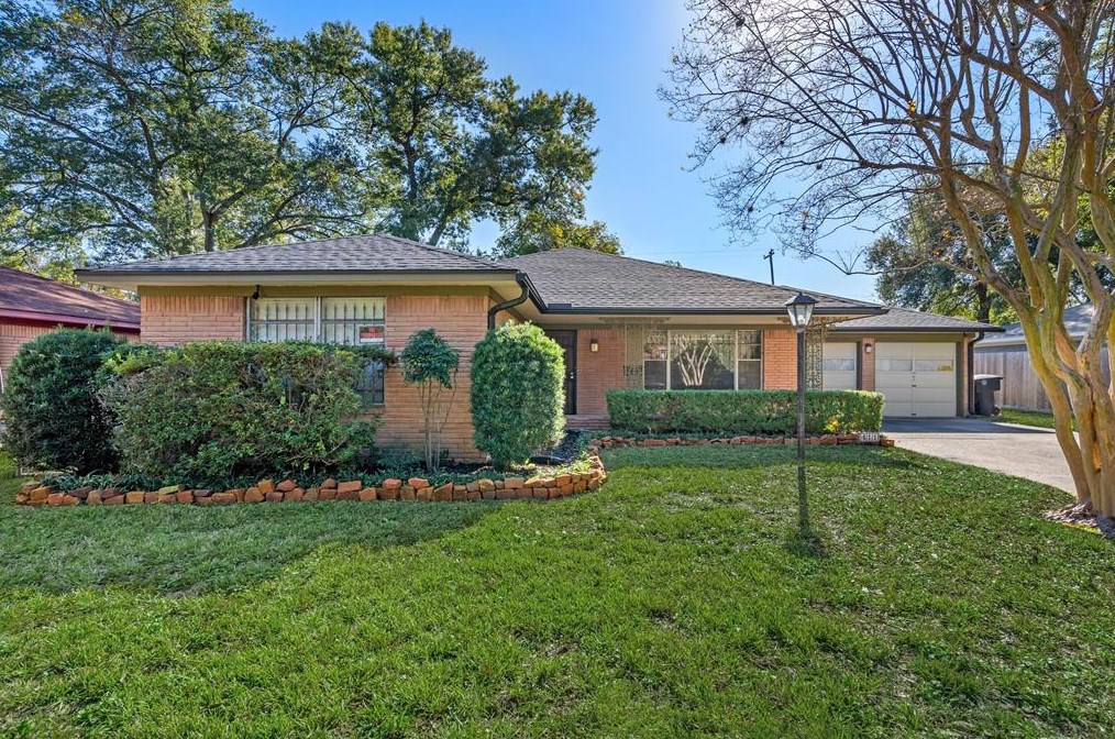 411 Heidrich St, Houston TX  77018-4522 exterior