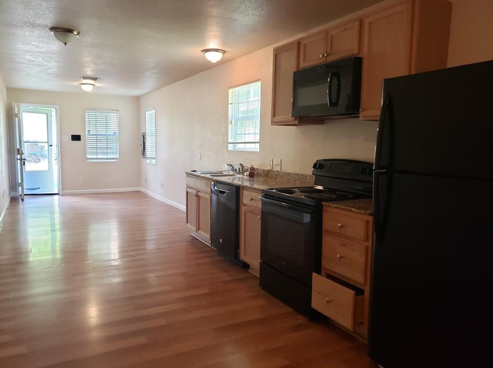 6321 Sayers St, Houston TX  77026-1435 exterior