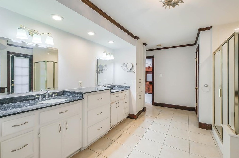 725 42 St, Houston TX  77018-4428 exterior