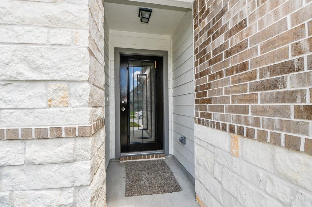 10918 Fall Fern Cir, Houston TX  77028 exterior