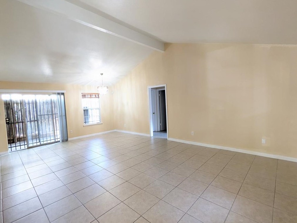 8613 Dairy View Ln, Houston TX  77072-3908 exterior