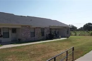 401 Bicentennial, Bonham, TX 75418 - Photo 5
