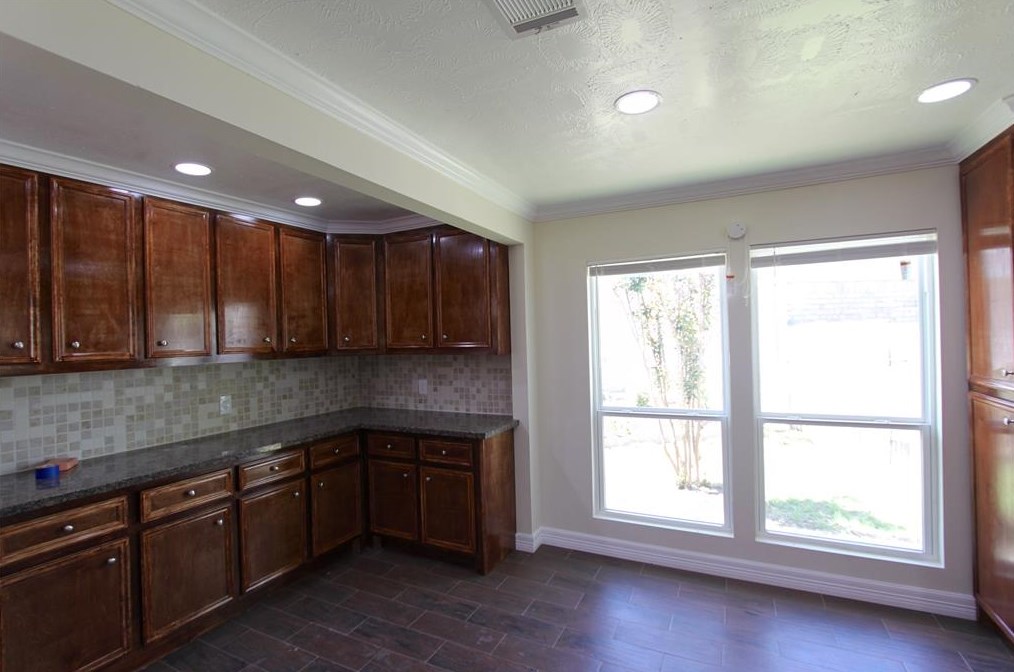 4330 Regency Villa Dr, Houston TX  77084-3536 exterior