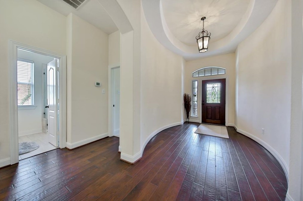 102 Buck Trail Pl, Spring TX  77389-8689 exterior