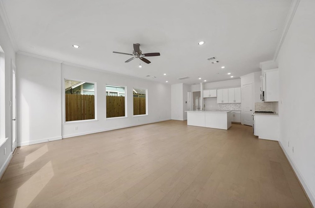 736 21 St, Houston TX  77008-3514 exterior