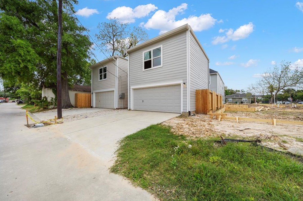 736 21 St, Houston TX  77008-3514 exterior