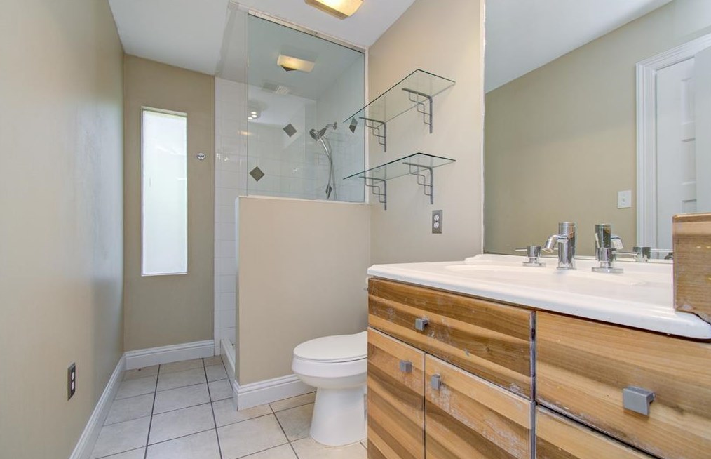 6609 Cochran, Houston TX  77009-2127 exterior