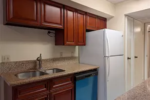 2750 Holly Hall St, Houston, TX 77054 - Photo 5