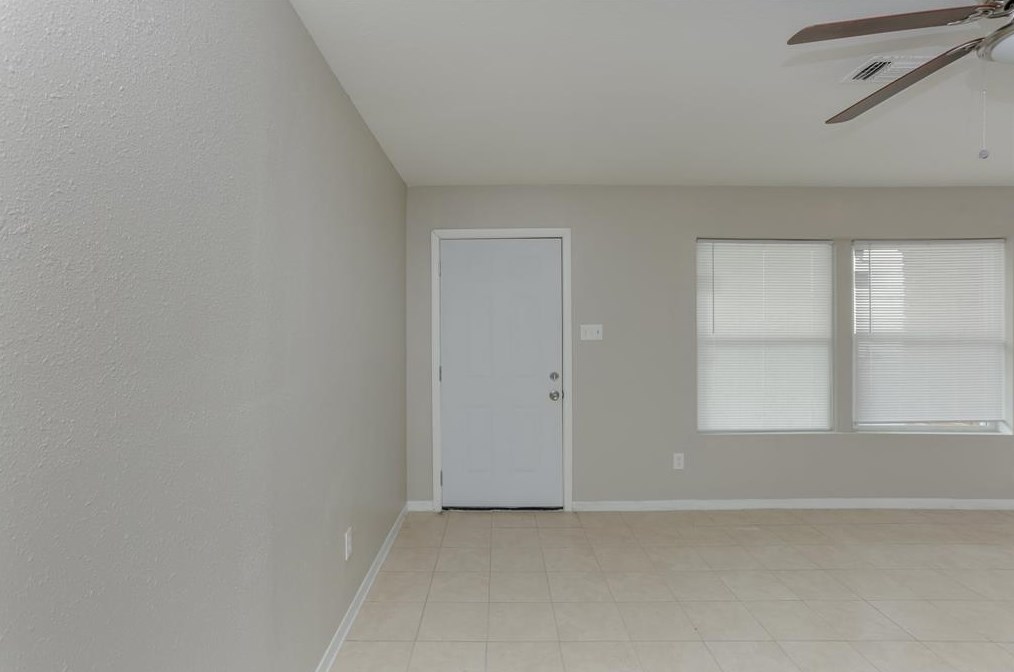 5130 Chapman St, Houston TX  77009-2261 exterior