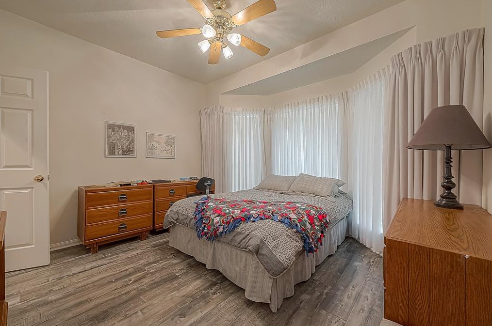 1407 Green Tree Dr, Tomball TX  77375-4361 exterior