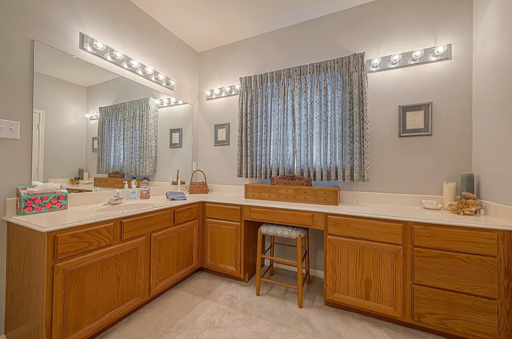 1407 Green Tree Dr, Tomball TX  77375-4361 exterior