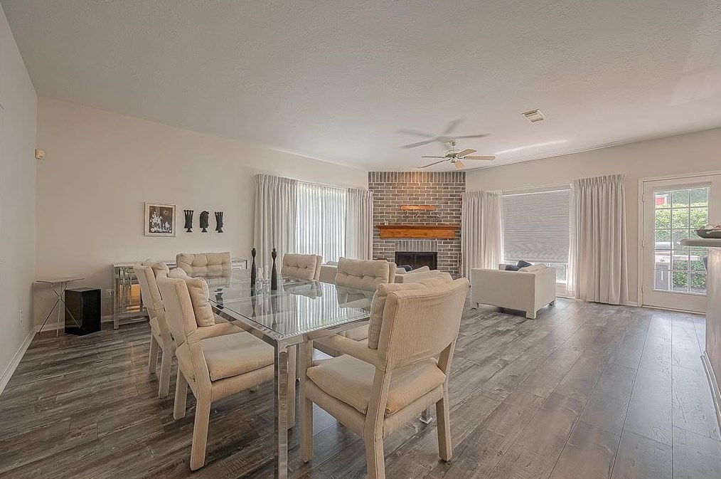 1407 Green Tree Dr, Tomball TX  77375-4361 exterior