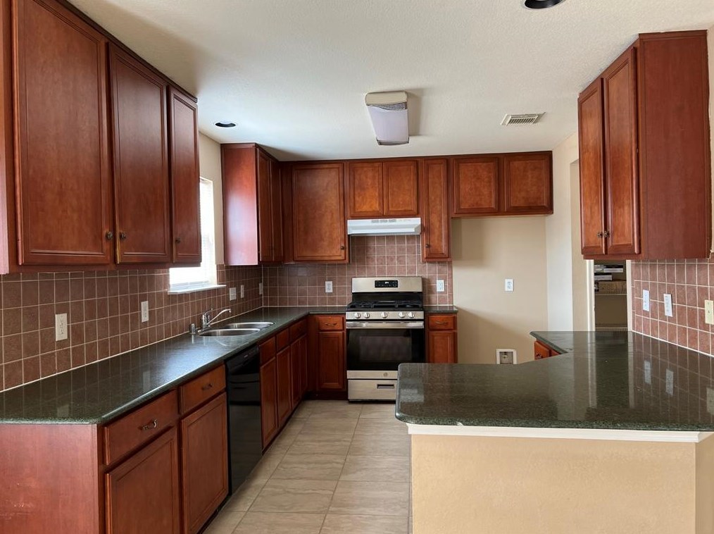 22115 Greengate Dr, Spring TX  77389-3063 exterior