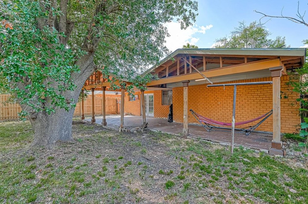 11019 Sandstone St, Houston TX  77074-6515 exterior