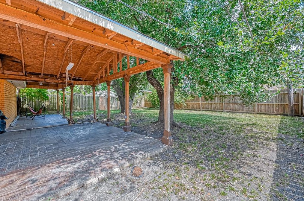 11019 Sandstone St, Houston TX  77074-6515 exterior
