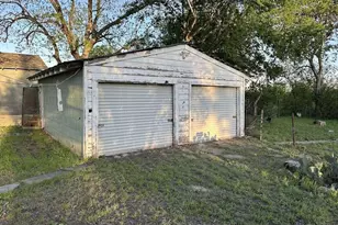 1718 N Walters, San Antonio, TX 78208 - Photo 9