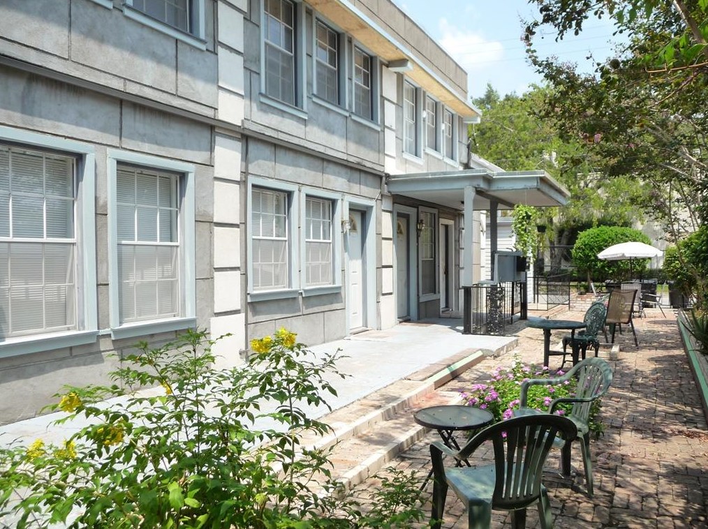 410 Anita St, Houston TX  77006-3412 exterior