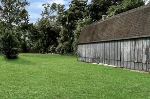 6735 Alpine Dr, Houston, TX 77061 - Photo 5