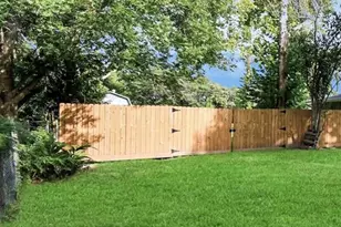 6735 Alpine Dr, Houston, TX 77061 - Photo 3