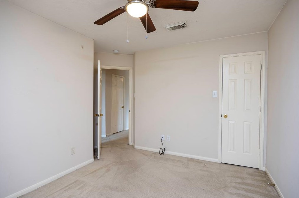 13839 Maximos Dr, Houston TX  77083-8047 exterior